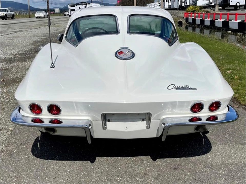 1963 Chevrolet Corvette C2 - Image 10 of 31