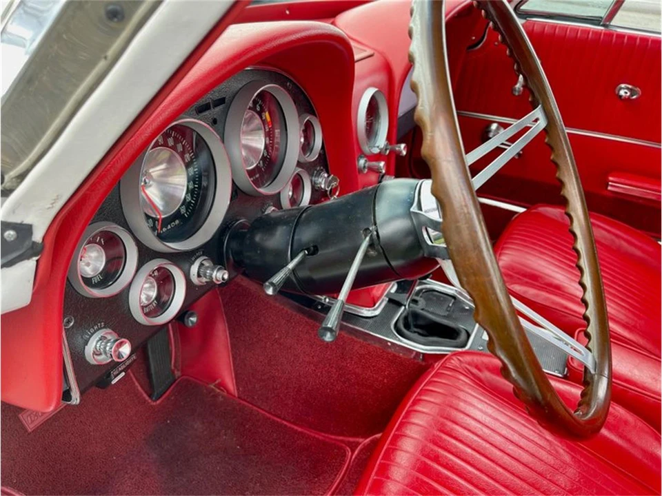 1963 Chevrolet Corvette C2 - Image 2 of 31
