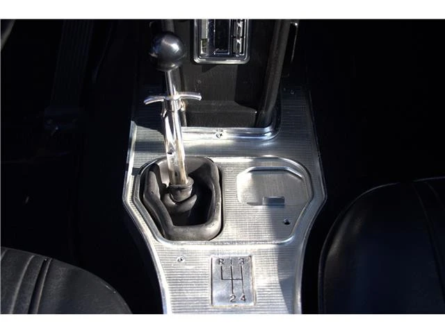 1963 Chevrolet Corvette C2 - Image 16 of 21