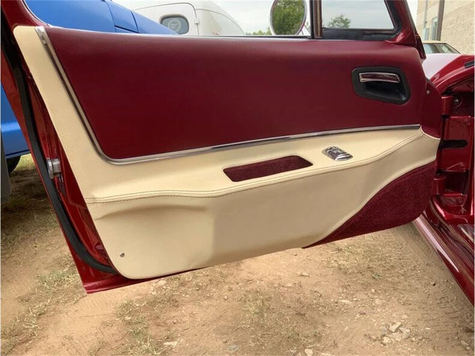 1963 Chevrolet Corvette C2 - Image 18 of 31