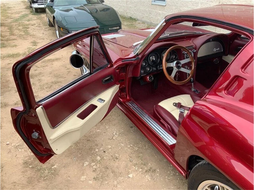 1963 Chevrolet Corvette C2 - Image 17 of 31