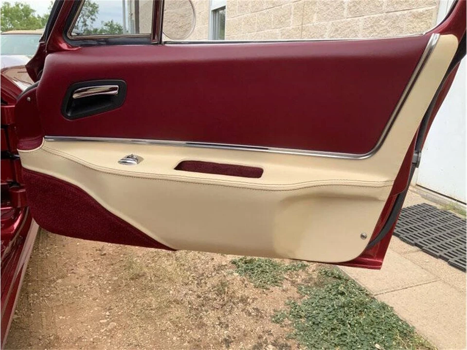 1963 Chevrolet Corvette C2 - Image 24 of 31