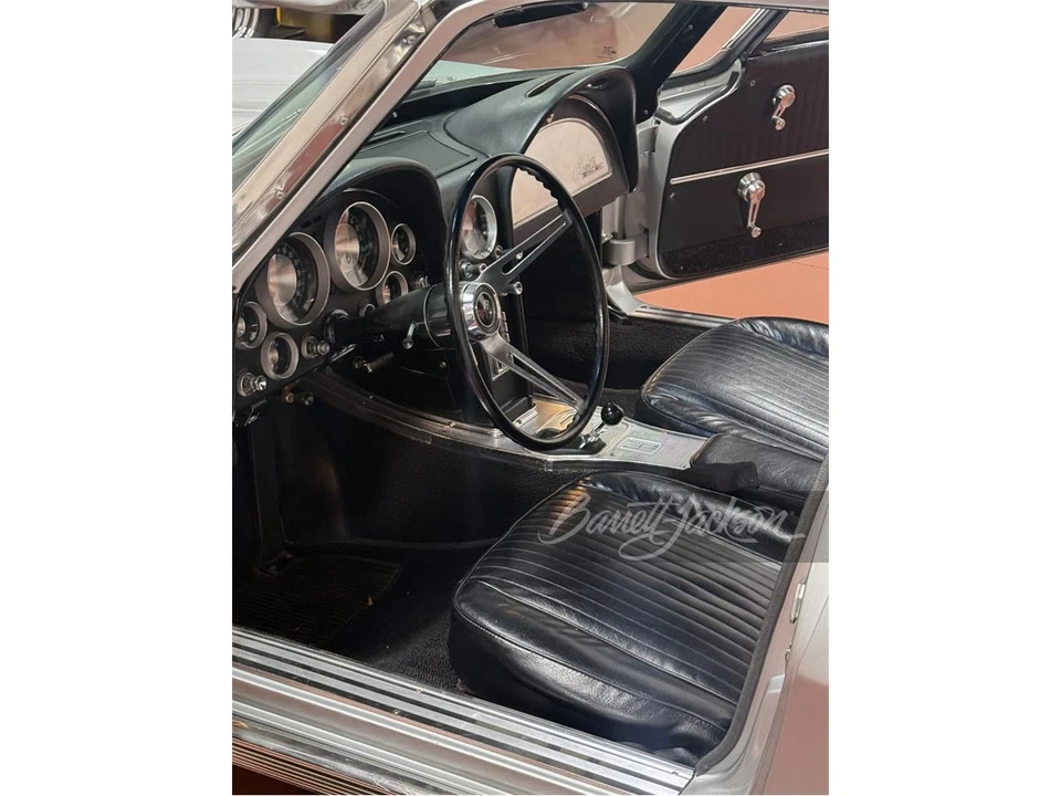 1963 Chevrolet Corvette C2 - Image 4 of 5