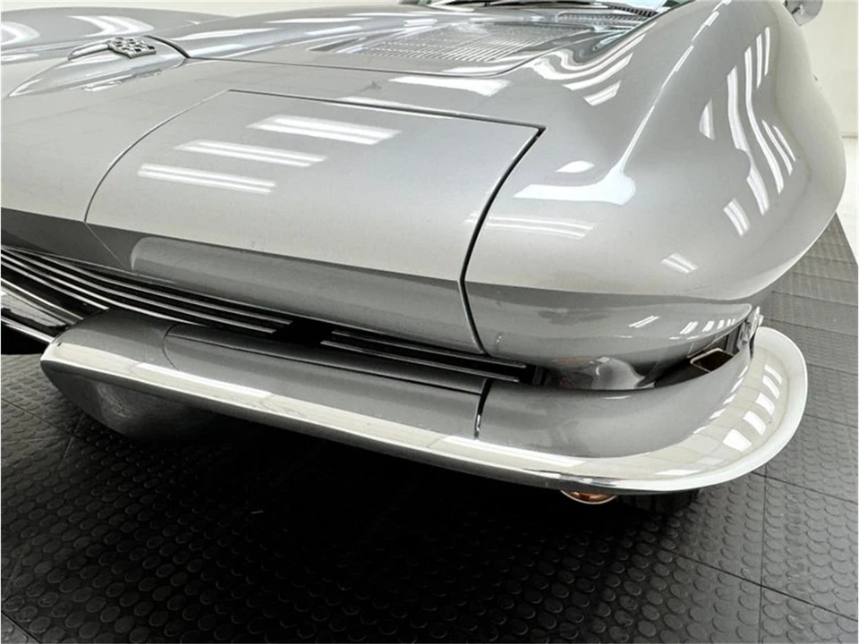 1963 Chevrolet Corvette C2 - Image 11 of 31