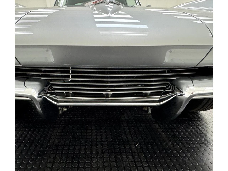 1963 Chevrolet Corvette C2 - Image 9 of 31