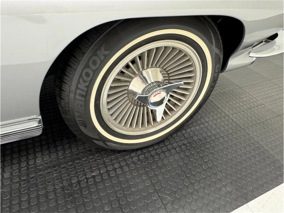 1963 Chevrolet Corvette C2 - Image 24 of 31
