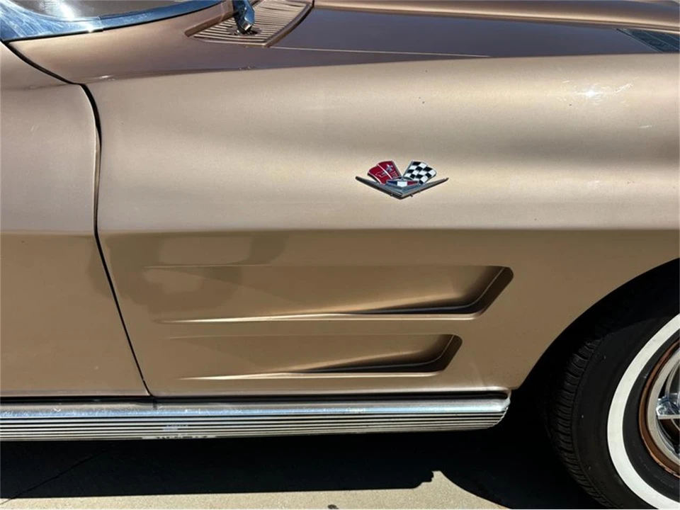 1963 Chevrolet Corvette C2 - Image 26 of 31