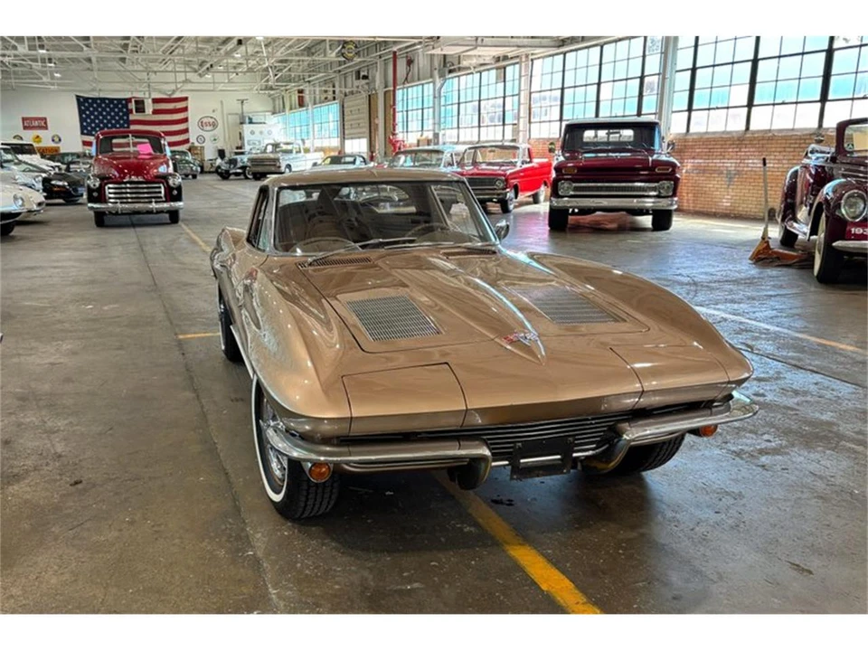 1963 Chevrolet Corvette C2 - Image 14 of 31