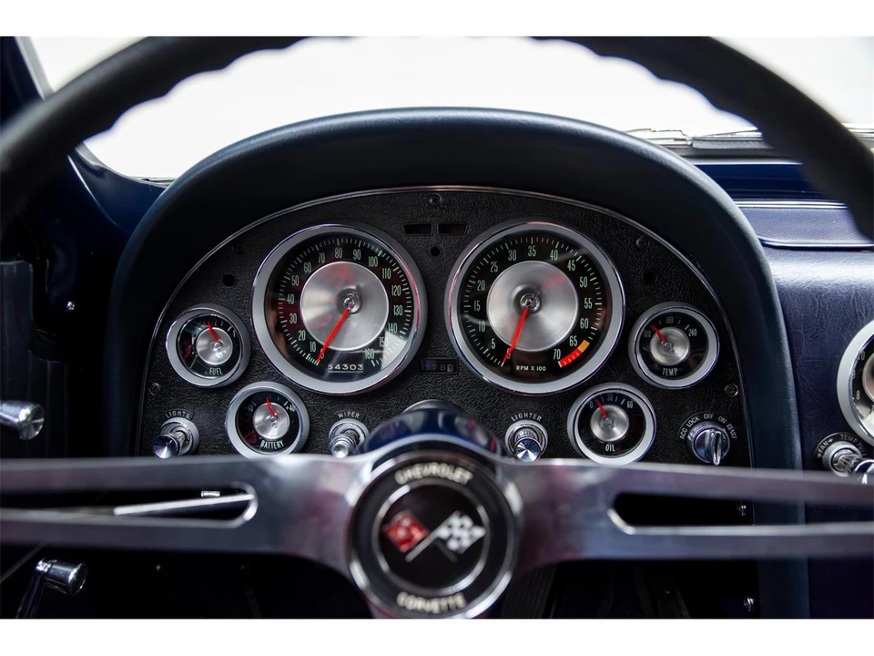 1963 Chevrolet Corvette C2 - Image 26 of 31
