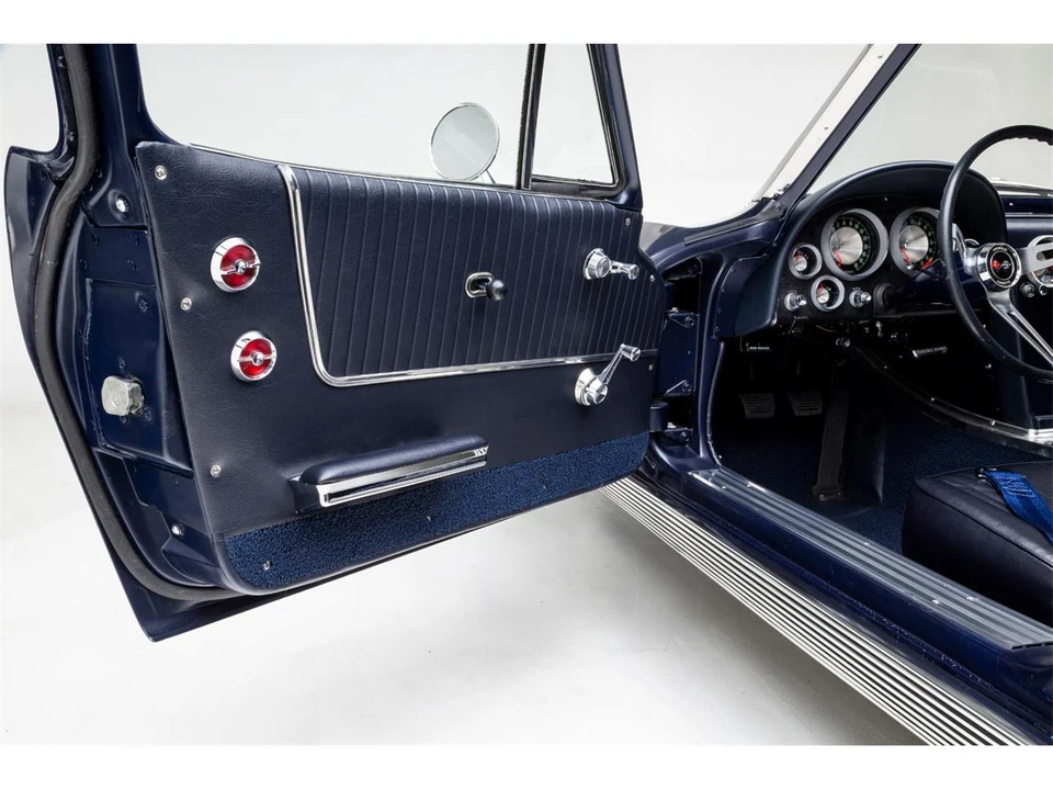 1963 Chevrolet Corvette C2 - Image 21 of 31