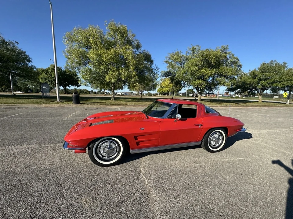 1963 Chevrolet Corvette C2 - Image 4 of 21