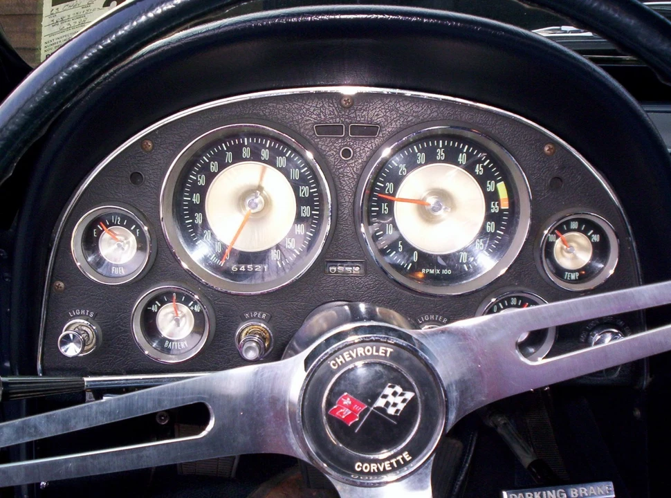 1963 Chevrolet Corvette C2 - Image 11 of 21