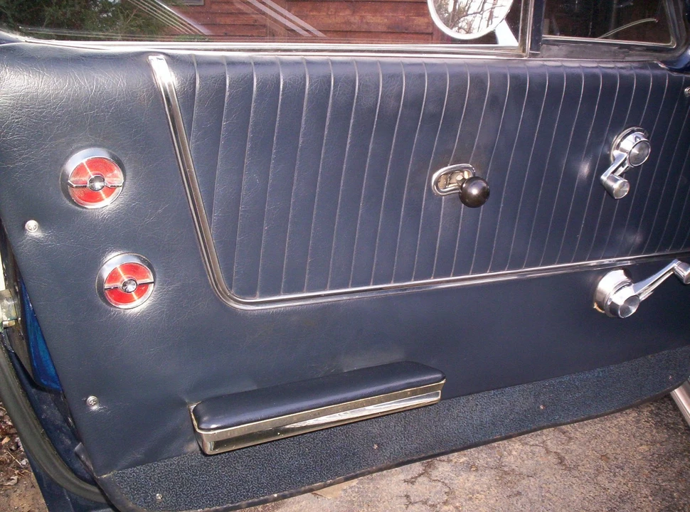 1963 Chevrolet Corvette C2 - Image 10 of 21