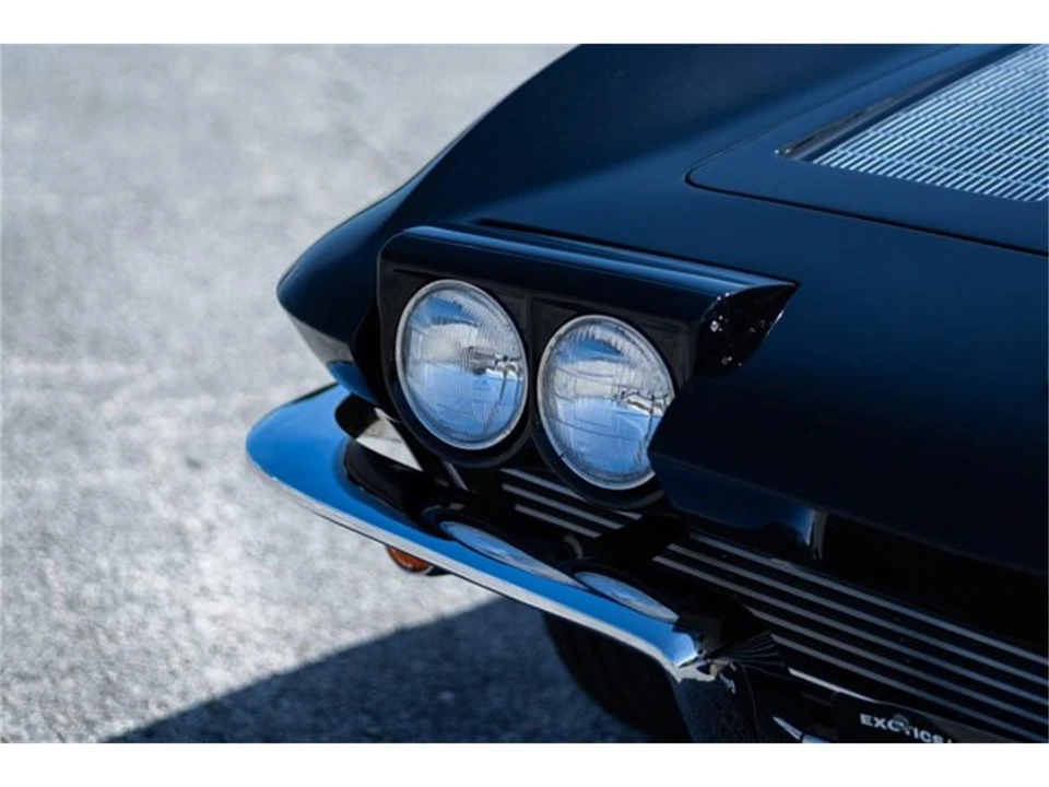 1963 Chevrolet Corvette C2 - Image 19 of 31