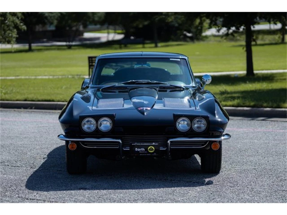 1963 Chevrolet Corvette C2 - Image 17 of 31