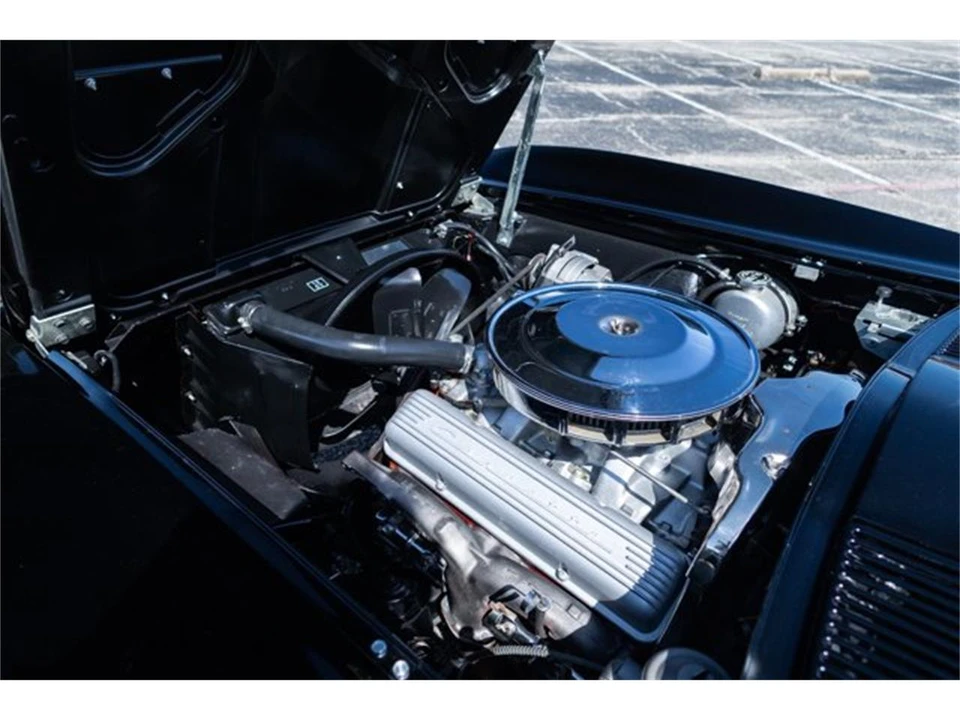 1963 Chevrolet Corvette C2 - Image 3 of 31