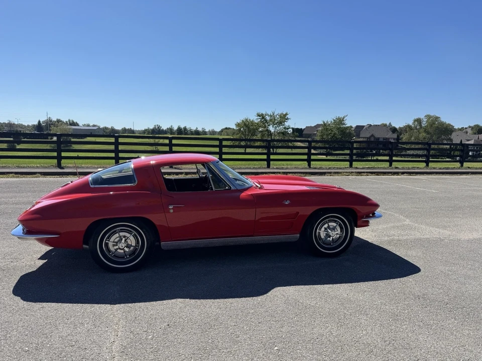 1963 Chevrolet Corvette C2 - Image 18 of 21