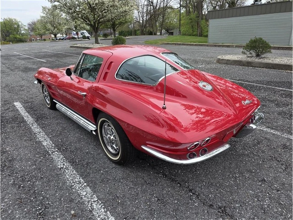 1963 Chevrolet Corvette C2 - Image 3 of 31