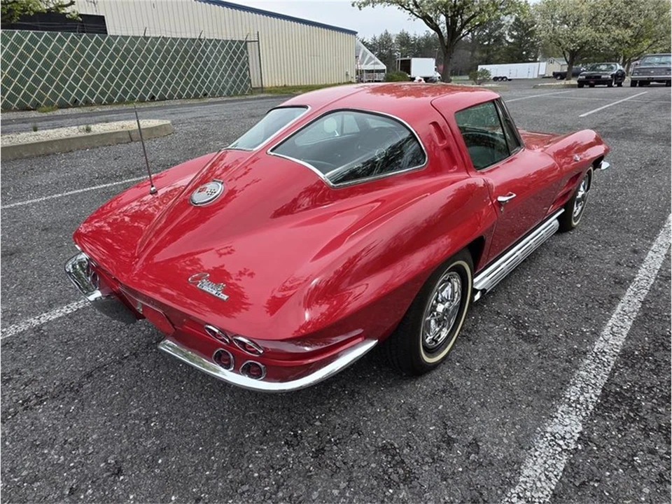 1963 Chevrolet Corvette C2 - Image 4 of 31