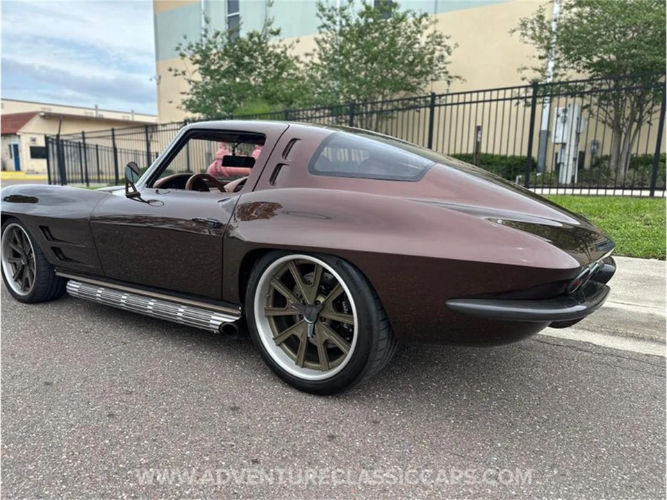 1963 Chevrolet Corvette C2 - Image 2 of 31
