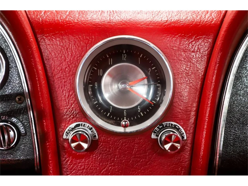 1963 Chevrolet Corvette C2 - Image 23 of 31