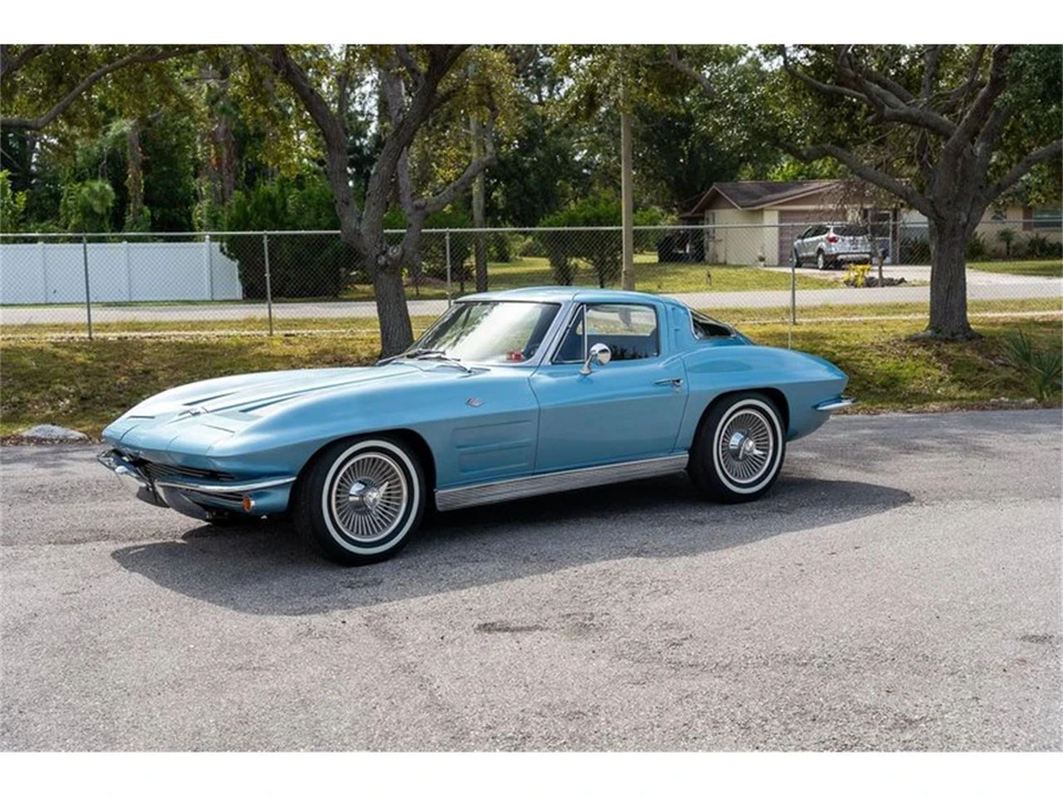 1963 Chevrolet Corvette C2 - Image 6 of 31