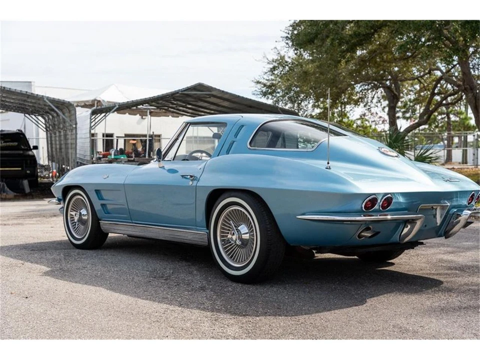 1963 Chevrolet Corvette C2 - Image 16 of 31