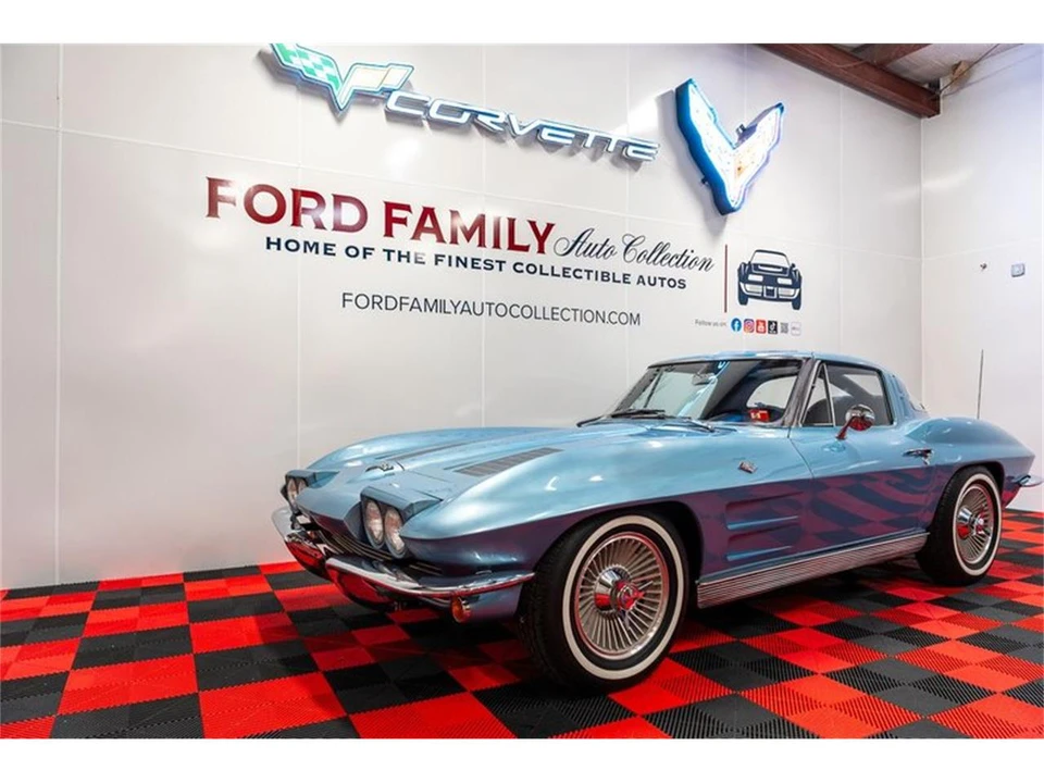 1963 Chevrolet Corvette C2 - Image 2 of 31