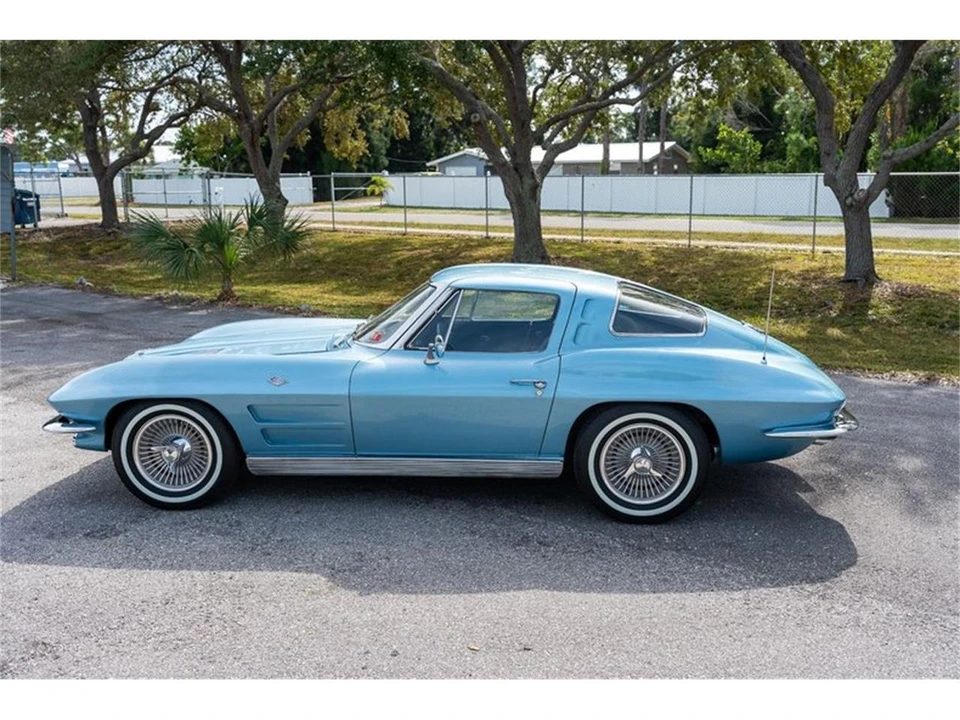 1963 Chevrolet Corvette C2 - Image 13 of 31