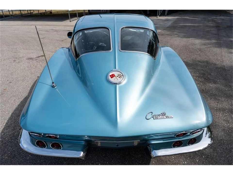 1963 Chevrolet Corvette C2 - Image 24 of 31