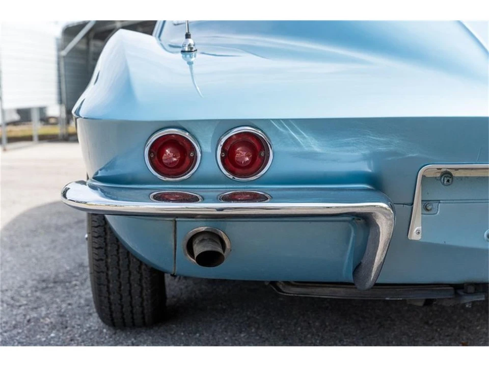 1963 Chevrolet Corvette C2 - Image 19 of 31
