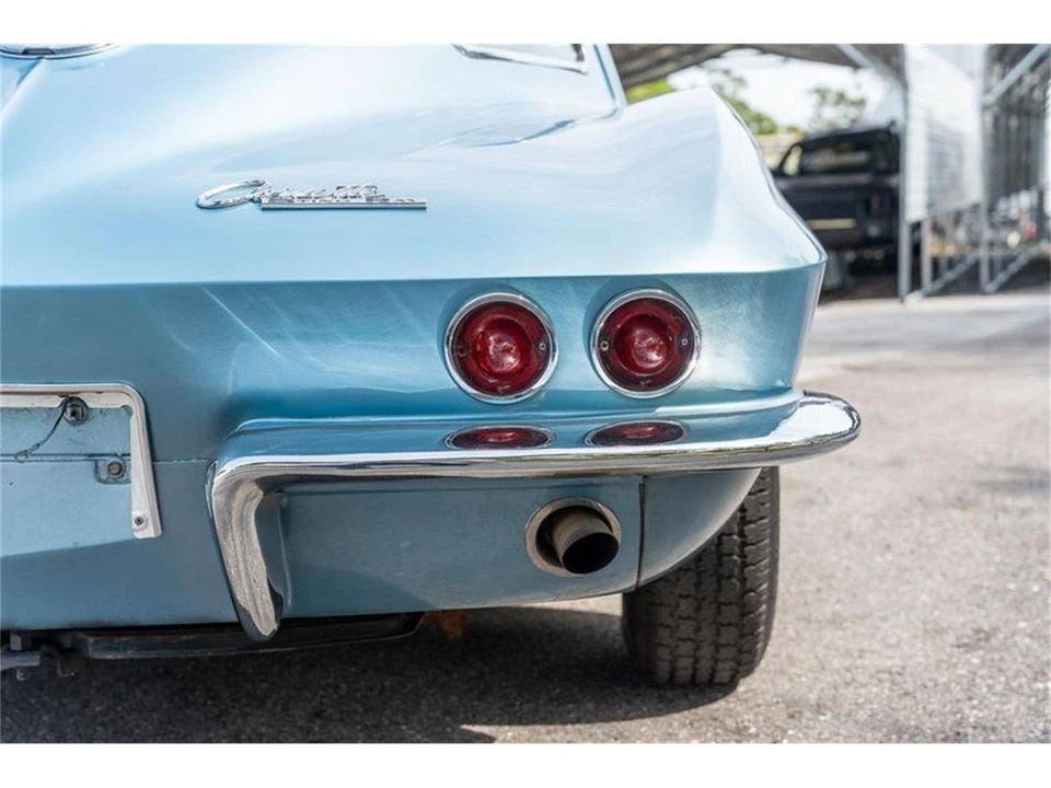 1963 Chevrolet Corvette C2 - Image 20 of 31