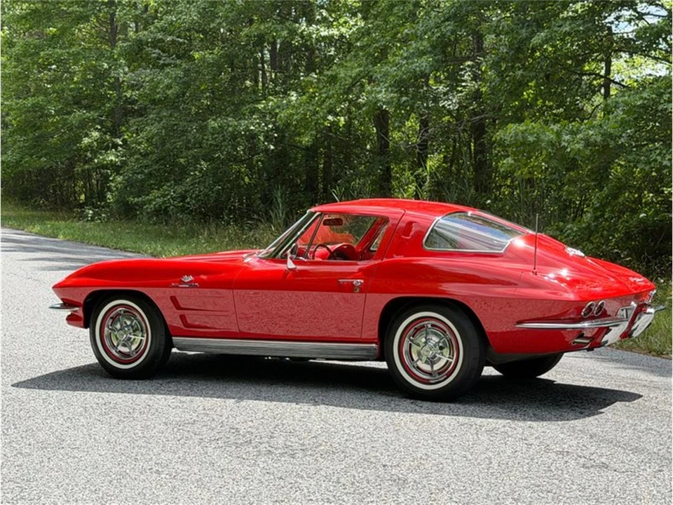 1963 Chevrolet Corvette C2 - Image 20 of 31