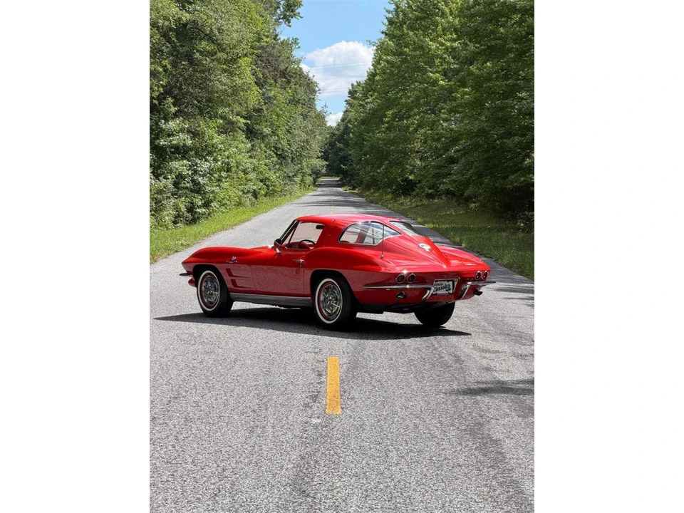 1963 Chevrolet Corvette C2 - Image 11 of 31
