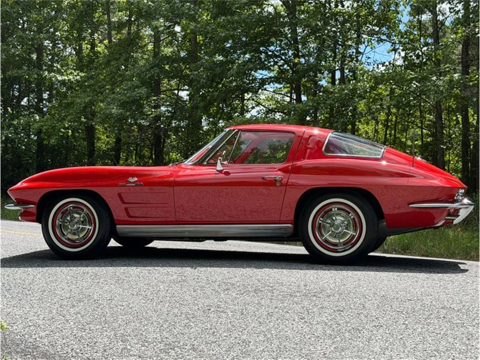 1963 Chevrolet Corvette C2 - Image 22 of 31