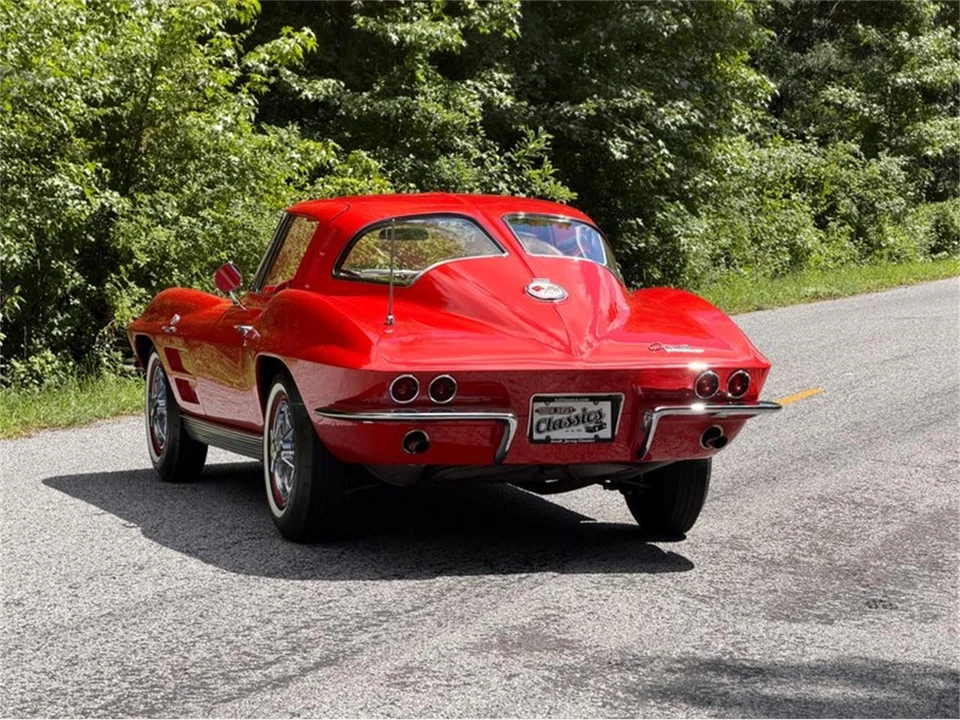 1963 Chevrolet Corvette C2 - Image 17 of 31