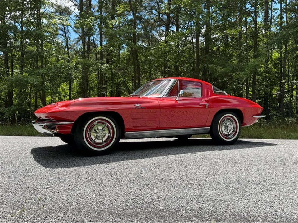 1963 Chevrolet Corvette C2 - Image 24 of 31