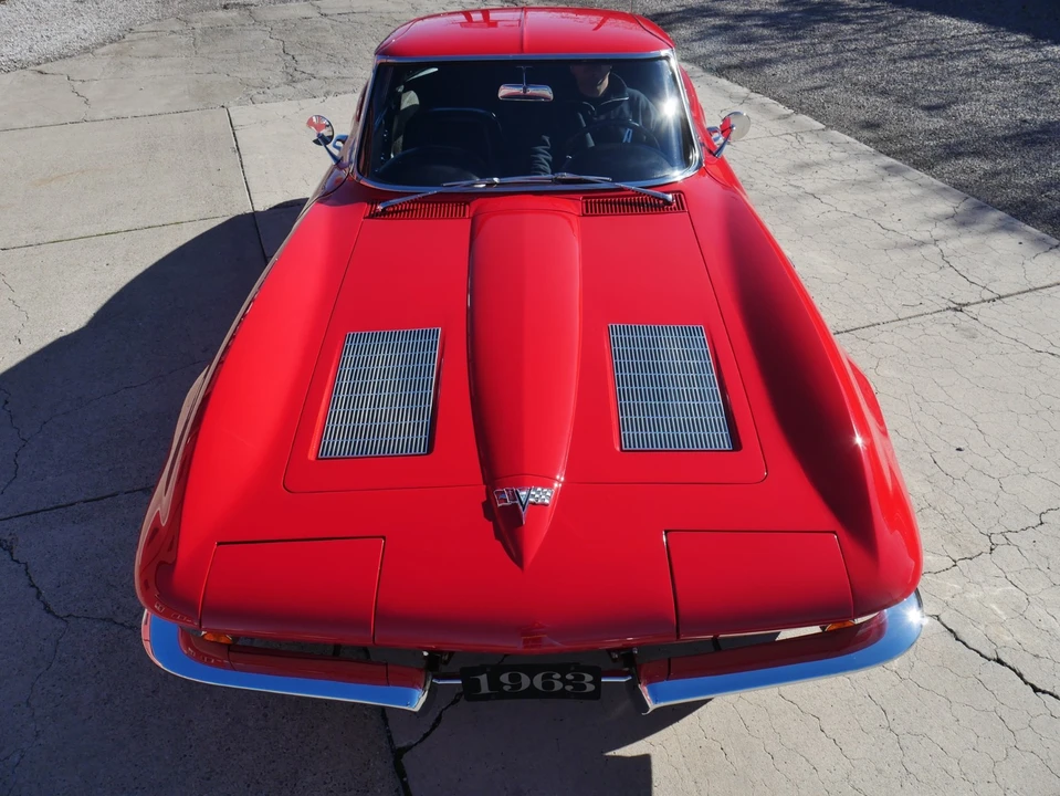 1963 Chevrolet Corvette C2 - Image 6 of 12