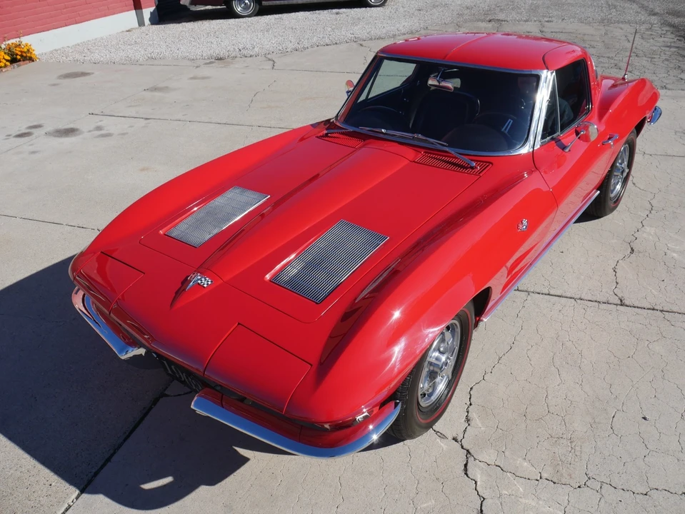 1963 Chevrolet Corvette C2 - Image 4 of 12