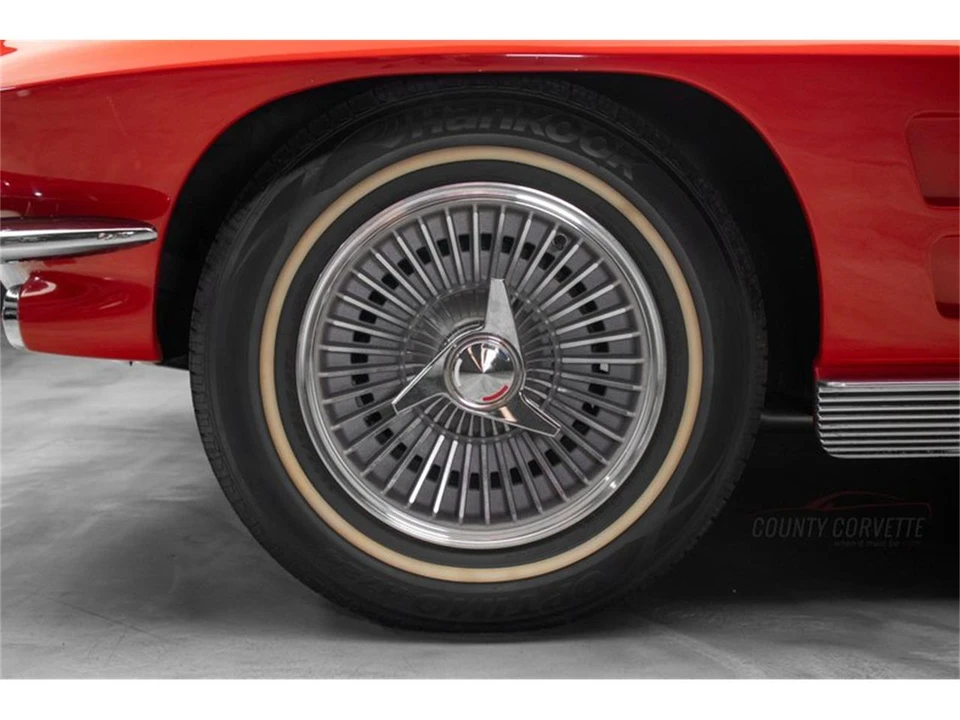 1963 Chevrolet Corvette C2 - Image 17 of 31