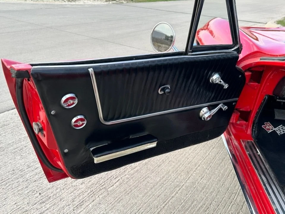 1963 Chevrolet Corvette C2 - Image 12 of 12