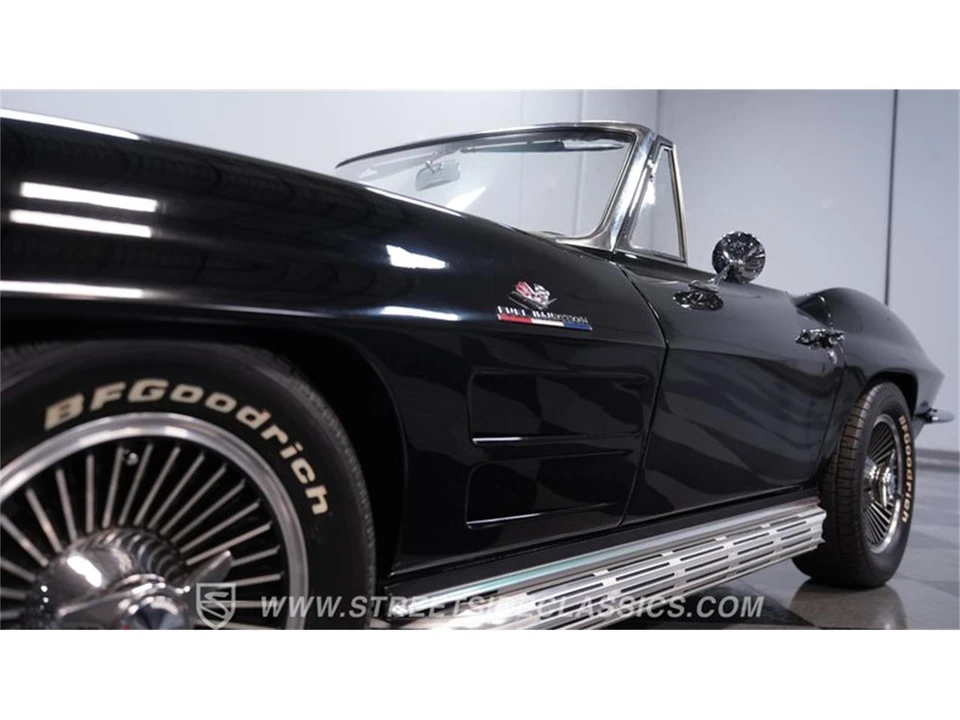 1963 Chevrolet Corvette C2 - Image 19 of 31