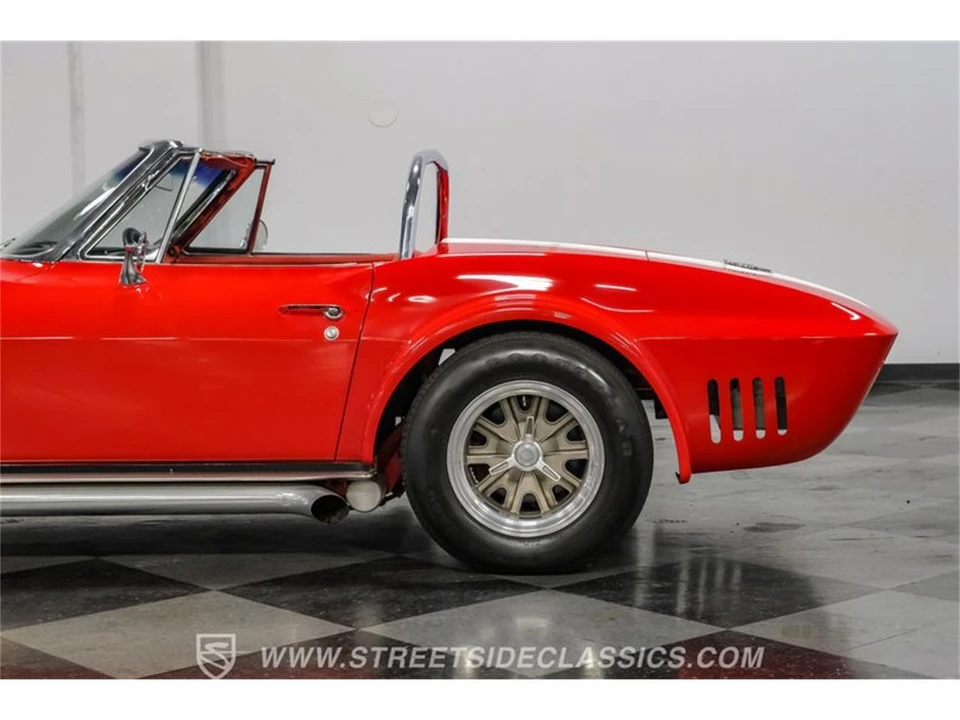 1963 Chevrolet Corvette C2 - Image 25 of 31