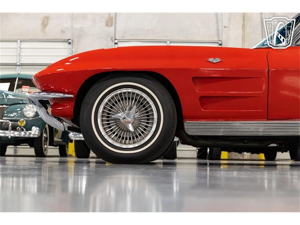 1963 Chevrolet Corvette C2 - Image 16 of 31