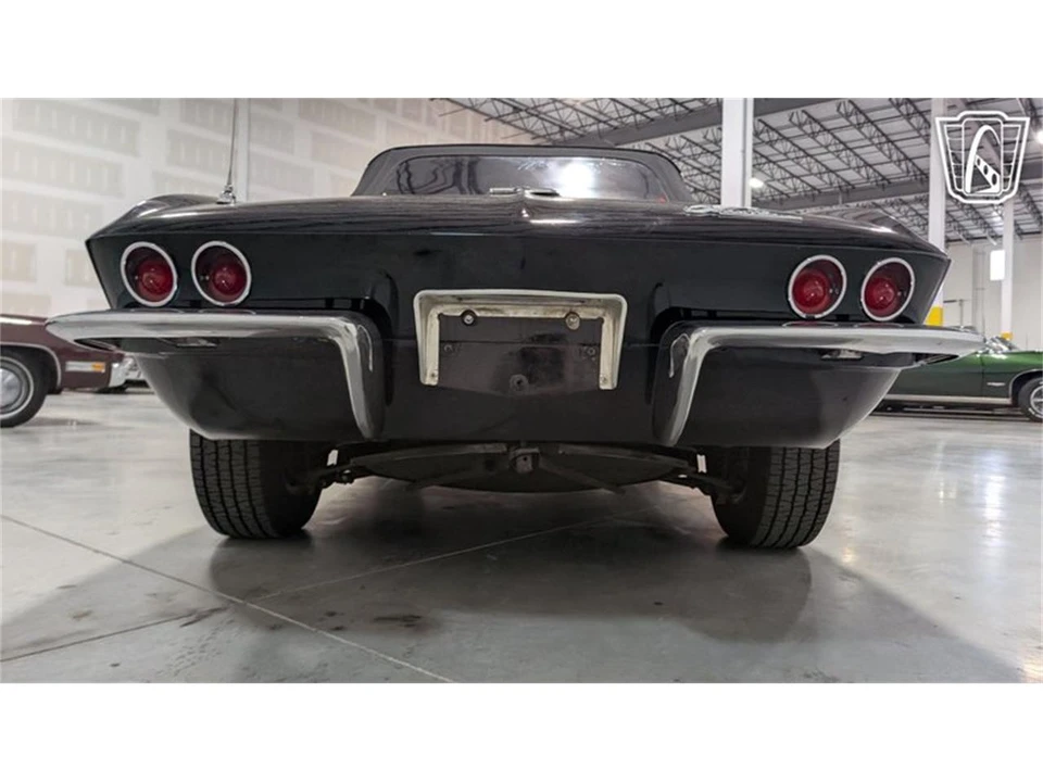 1963 Chevrolet Corvette C2 - Image 12 of 31