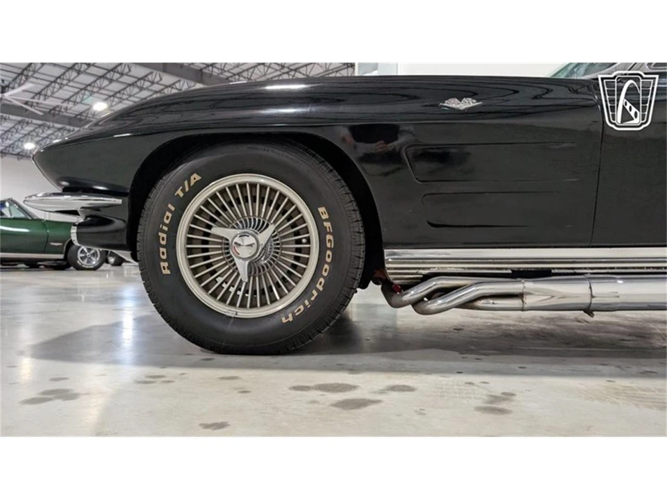 1963 Chevrolet Corvette C2 - Image 27 of 31