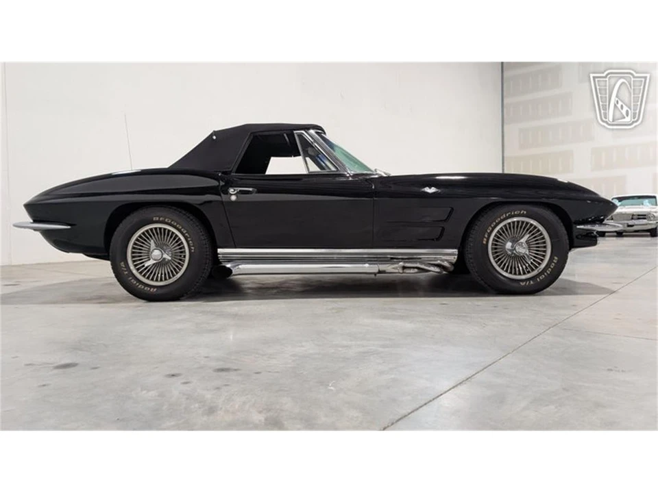 1963 Chevrolet Corvette C2 - Image 18 of 31
