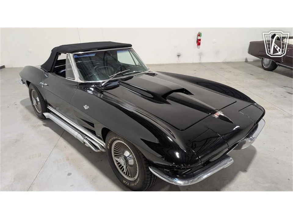 1963 Chevrolet Corvette C2 - Image 19 of 31