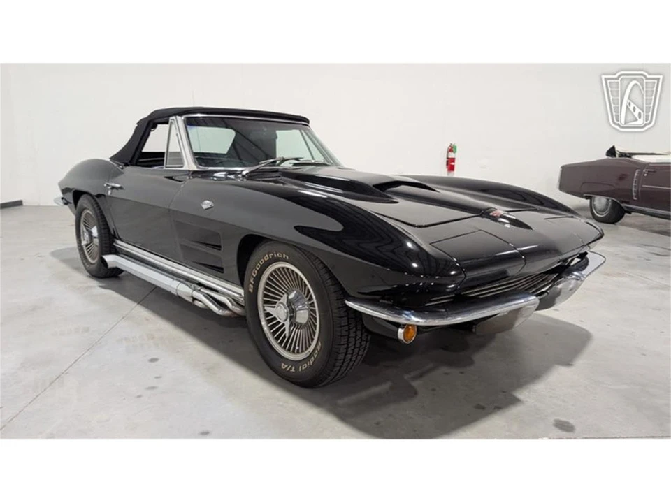 1963 Chevrolet Corvette C2 - Image 20 of 31