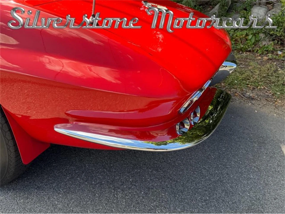 1963 Chevrolet Corvette C2 - Image 24 of 31